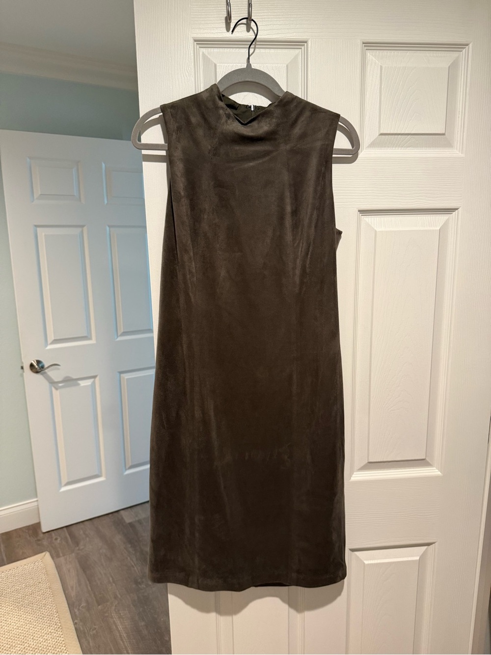 J. McLaughlin Sleeveless Mock-Neck Dress - grayish Brown